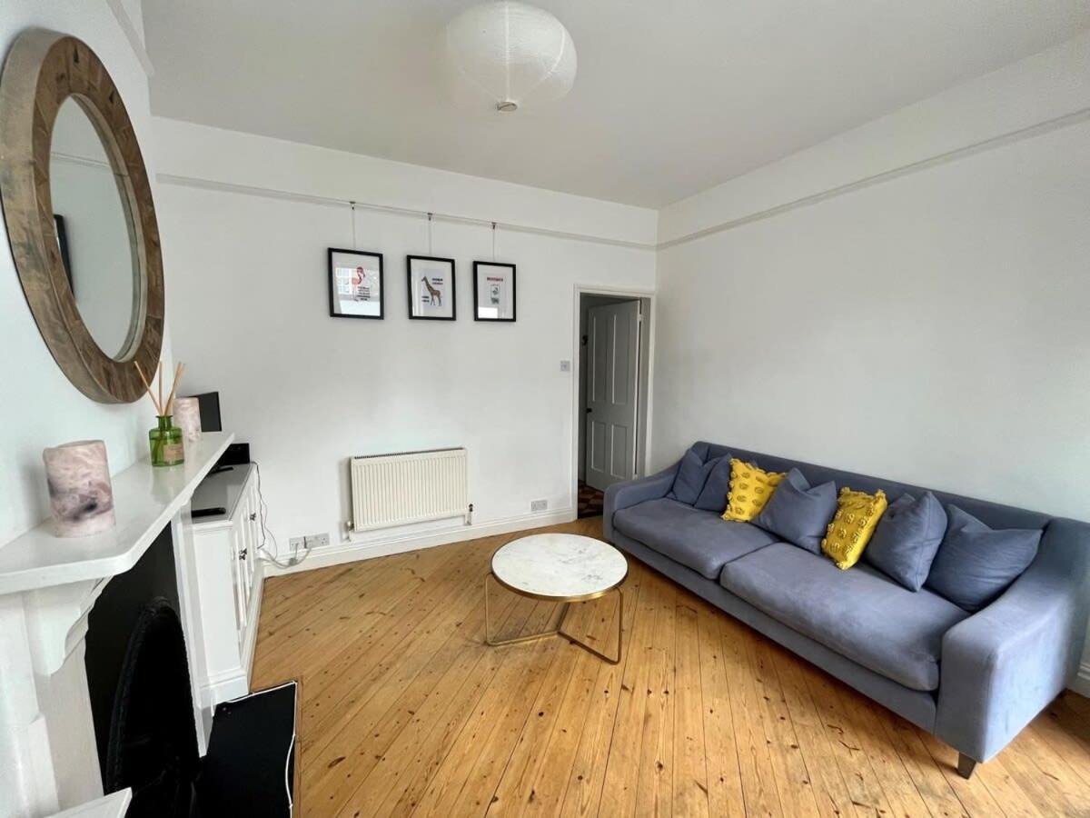 Cosy 2 Bedroom Victorian Townhouse In The Town Centre Bury St. Edmunds 外观 照片